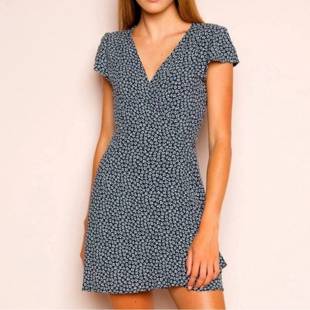 Brandy Melville Blue Floral Wrap Tie Dress, size XS/S - Picture 2 of 7